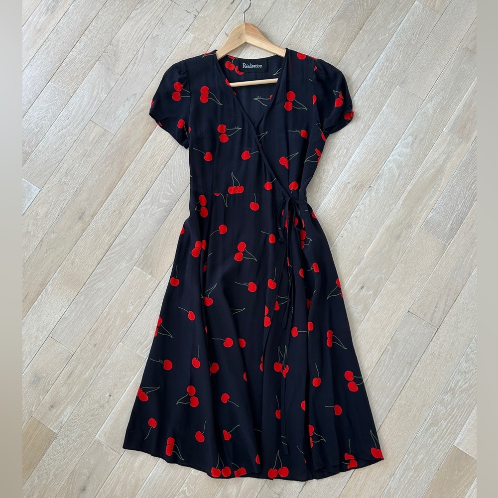 Realisation Par The Teale midi dress in Wild Cherry - Size XS
